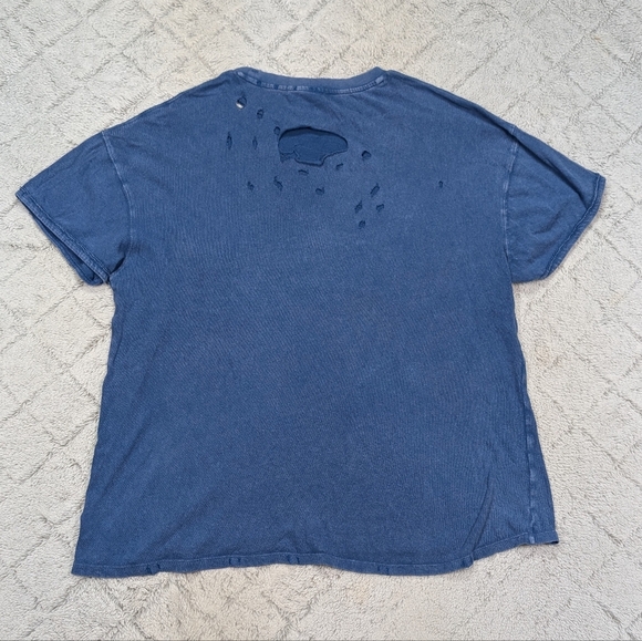 Free People Shirt Womens M Blue Belle Rubi Tee Oversized Distressed Boho Cozy - Picture 8 of 9